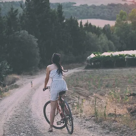 Borgo Valle Rita مزرعة للإقامة