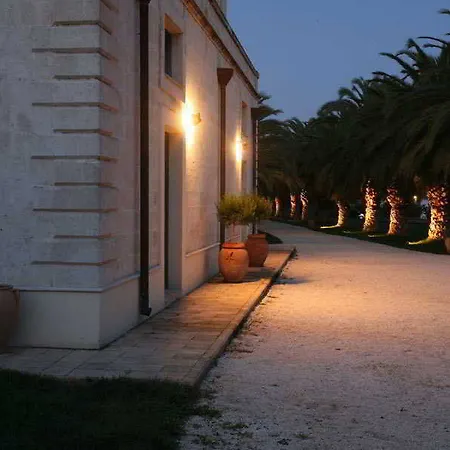 Alloggio per agriturismo Borgo Valle Rita *